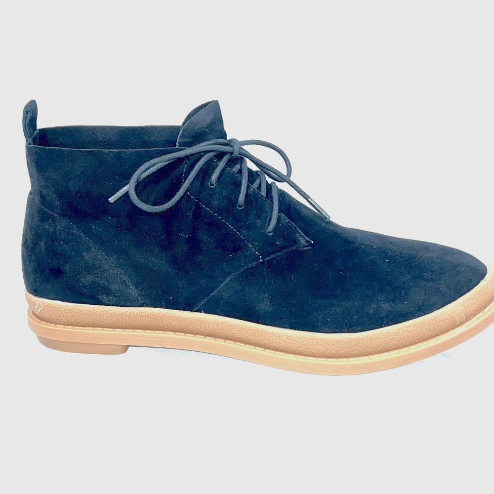 FRENCH CONNECTION Women's Patsie Desert Boot-Black Butter Soft Suede